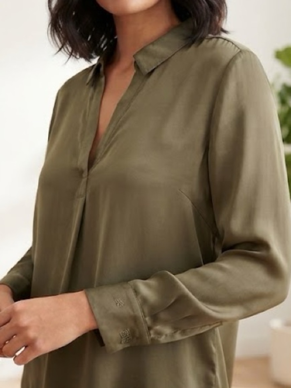 Banana Republic Signature Collection  w/ Monogram Olive Green Blouse Blouse Too